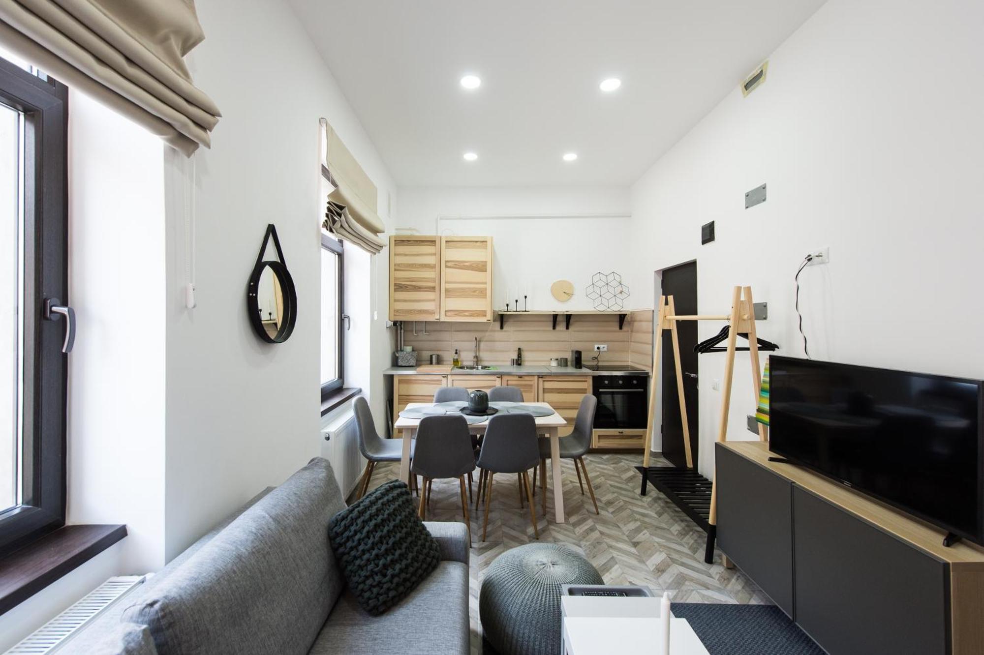Charming Old Town Flat With Mountain View Διαμέρισμα Μπρασόβ Εξωτερικό φωτογραφία