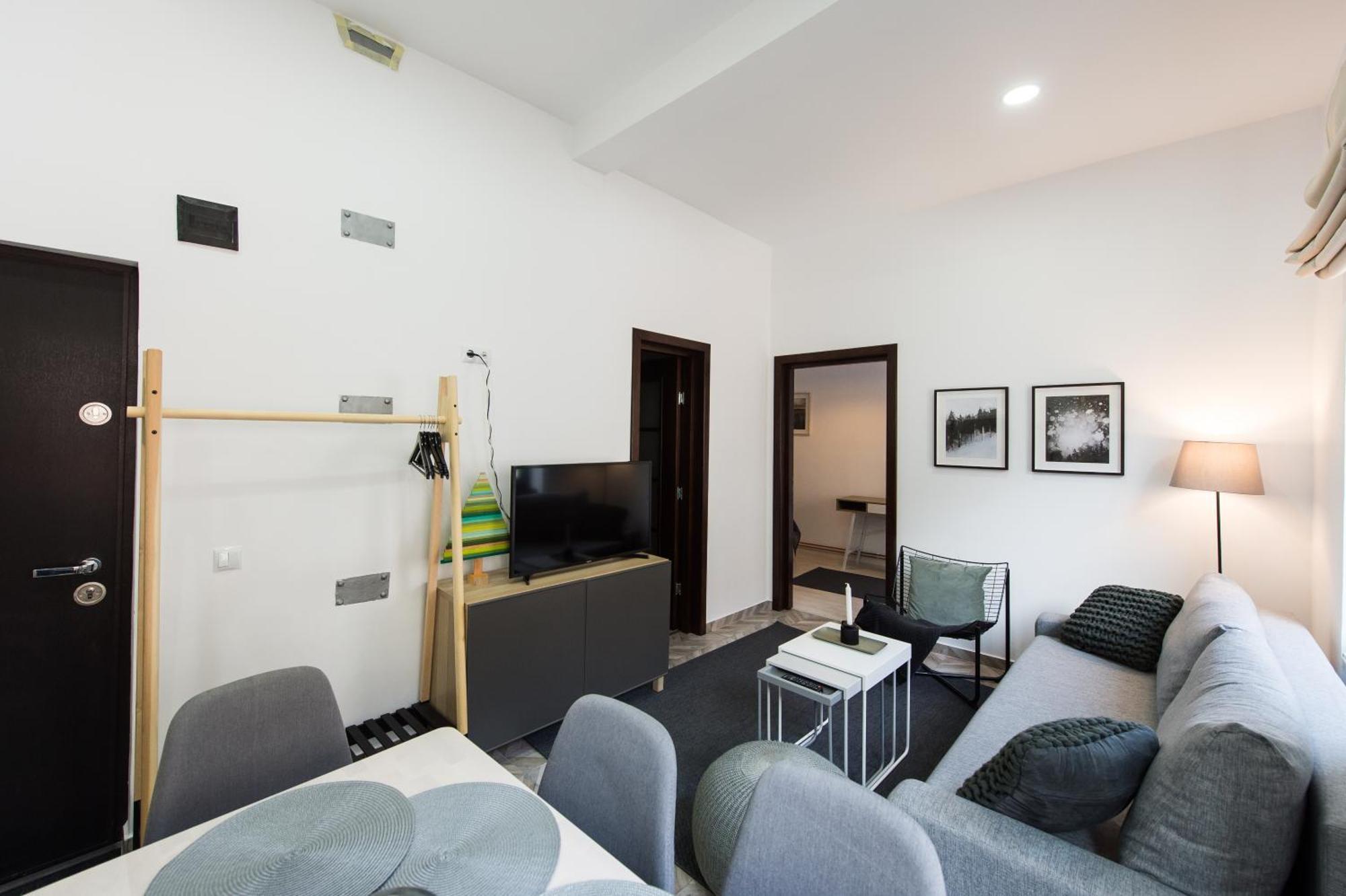 Charming Old Town Flat With Mountain View Διαμέρισμα Μπρασόβ Εξωτερικό φωτογραφία