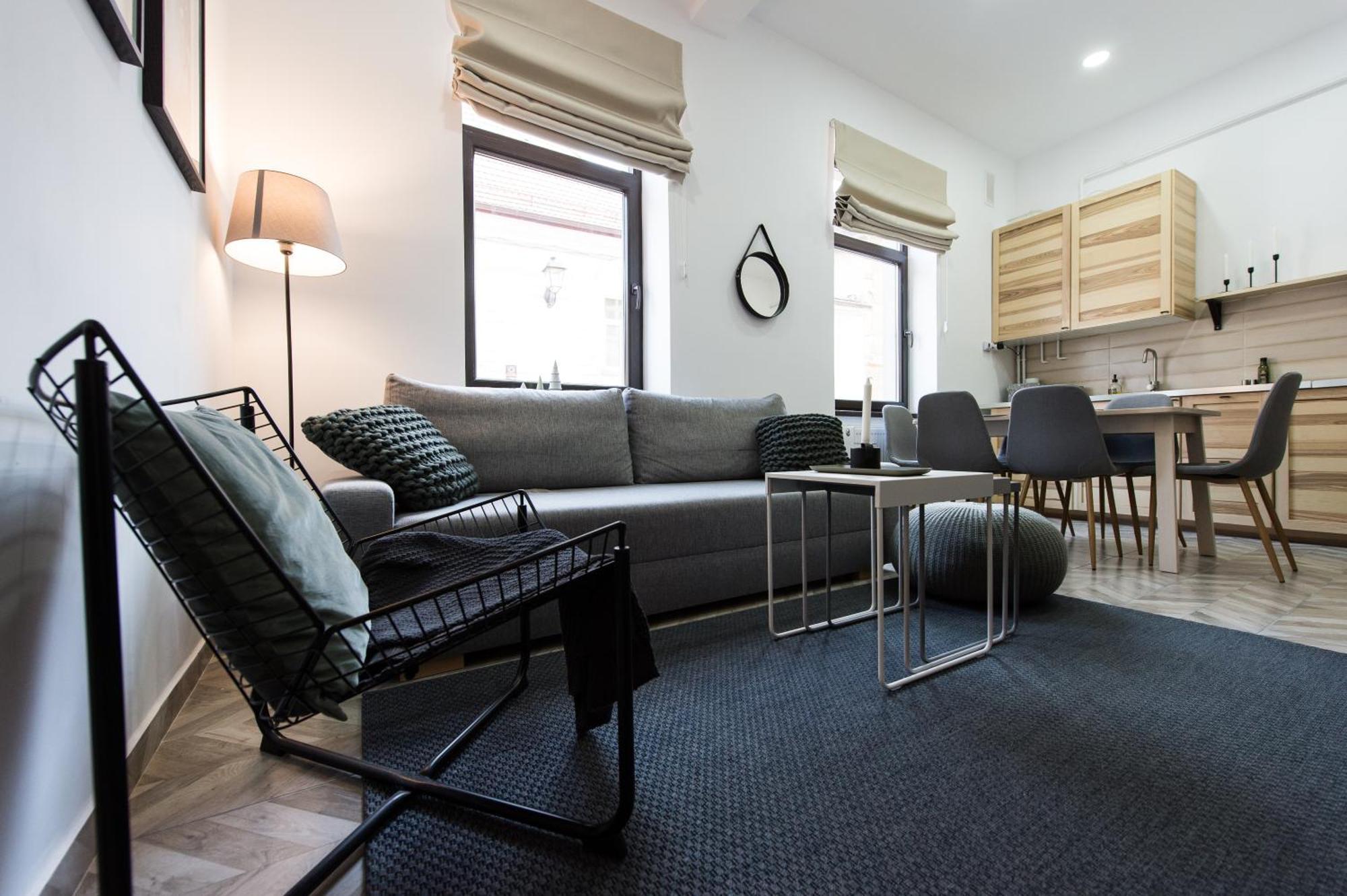 Charming Old Town Flat With Mountain View Διαμέρισμα Μπρασόβ Εξωτερικό φωτογραφία